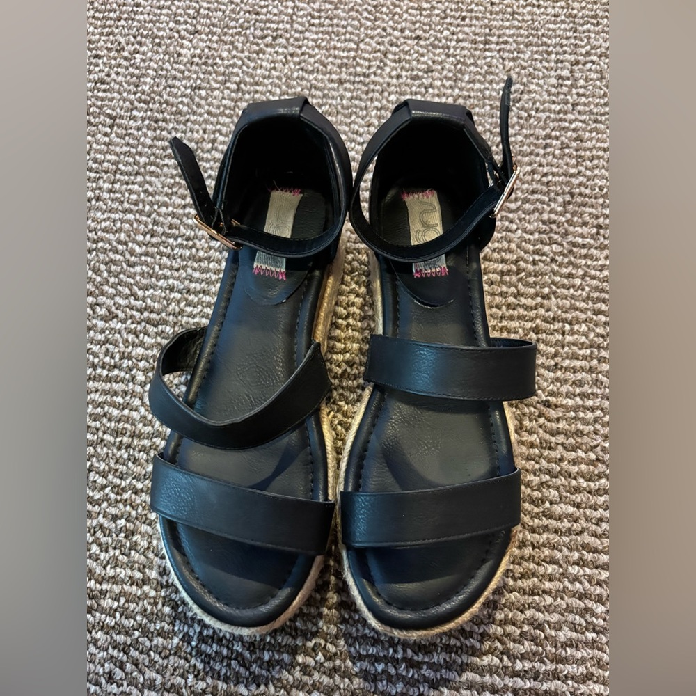 Black Sandals